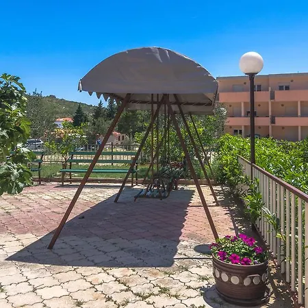 Sutic 3* Promajna