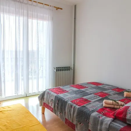 Guest house Sutic 3*