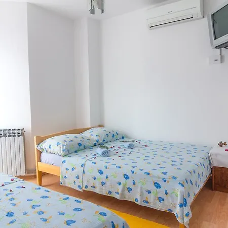 Guest house Sutic Promajna